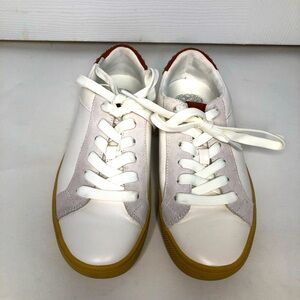 Vince Camuto Milzy women’s size‎ 5.5 silver stud sneakers white brown